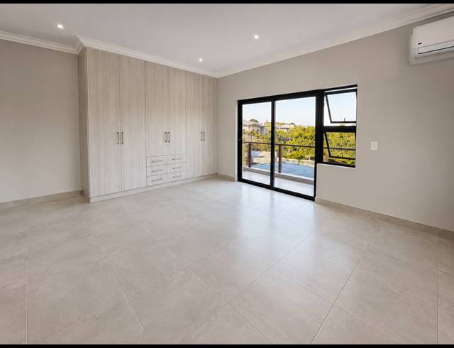 3 BEDROOM FREEHOLD TO LET IN SALT ROCK